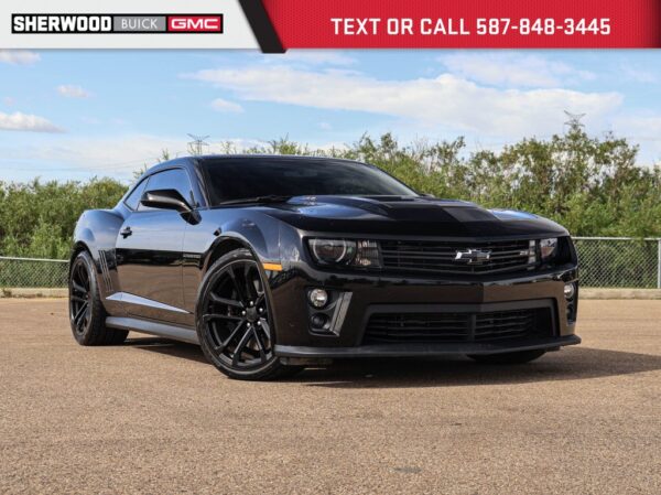 Used 2015 Chevrolet Camaro ZL1 Supercharged 6.2L Auto RWD 6-Speed Automatic 2dr Car on Sale Online at Sherwood Park Auto Credit